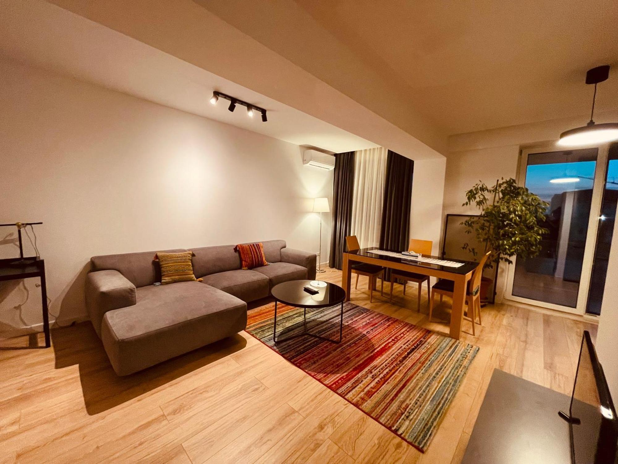Air Otopeni Apartment Bagian luar foto