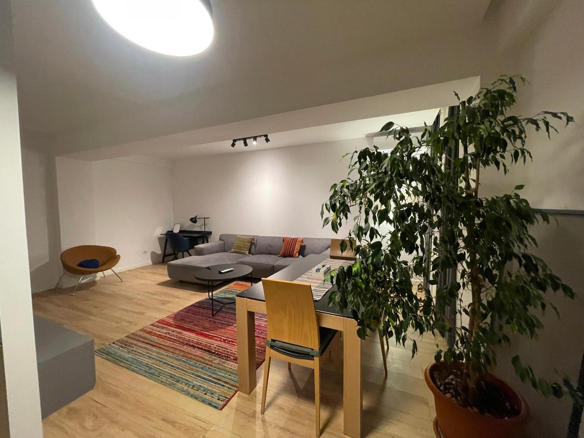 Air Otopeni Apartment Bagian luar foto